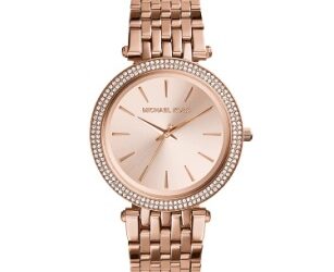 Explore unique fashion and beauty gifts for your sibling this Raksha Bandhan