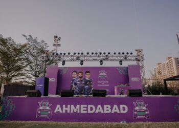 ACKO’s Fan Arenas bring cricket and stand-up entertainment together in a fabulous extravaganza in Ahmedabad