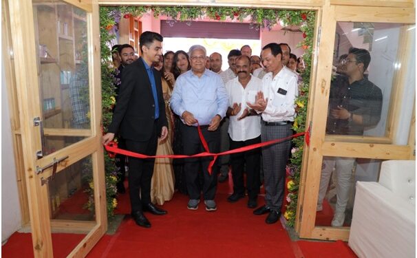 Finance Minister Kanubhai Desai inaugurates Tikku Condiments