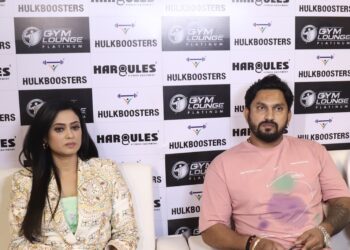 Actress Shweta Tiwari visited Ahmedabad for the inauguration of Gym Lounge Platinum