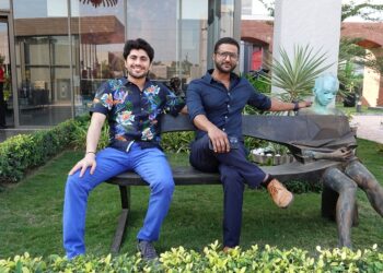 Bespoke Gallery Celebrates Indian Art with Suvigya Sharma’s Mesmerizing Brushstrokes.