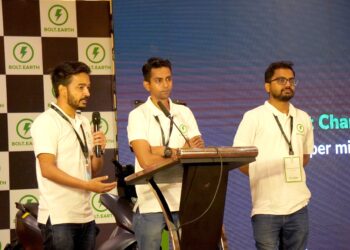 Bolt.Earth Unveils Blaze DC- India’s First Universal DC Fast Charger for Two- and Three-Wheelers
