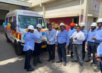 AM/NS India Strengthens Community Healthcare with Mobile Medical Unit in Gandhidham