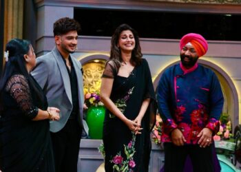 Sonali Bendre and Munawar Faruqui bring extra spice and panga to the COLORS’ ‘Laughter Chefs Unlimited Entertainment’ grand finale