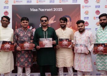 “This Navratri, Experience Garba Extravaganza with Jignesh Kaviraj, Hosted by Maa Event Management & Hari Om Consultancy”