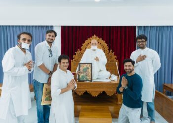 Gujarati film ‘JEEV’ begins its promotions with the noble message of compassion towards all living beings; team seeks blessings from Jain Acharya and Rashtrasant Namramuni Maharaj Saheb