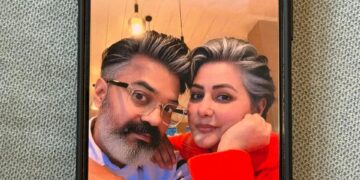 Hina Khan gets emotional showing Rocky’s wallpaper on her phone – check out what it is!’?