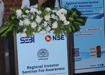 Under the dynamic leadership of SEBI, NSE conducted the Regional Investor Seminar for Awareness (RISA) at the M S University, Vadodara, Gujarat