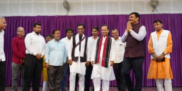 Dr. Pandit Kashinath Mishra’s Special Presence at Shri Nimbark Narayan Teerthdham Prerana Peeth in Ahmedabad