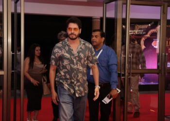 Gujarati Cinema Gets Its Action Hero: Bhaumik Sampat Wins Hearts in Get Set Go