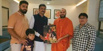 શ્રી કષ્ટભંજન દેવ સારંગપુર ધામ ખાતે પ્રથમ ગુજરાતી પાન-ઈન્ડિયા ફિલ્મ ‘શ્રી કેસરી નંદન’ના ફર્સ્ટ લુક પોસ્ટરનું દિવ્ય અનાવરણ